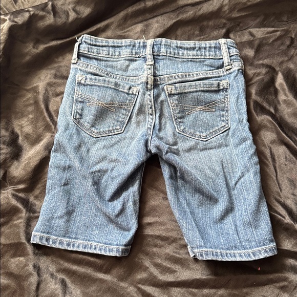 GAP Kids Classic Blue Denim Shorts - Picture 2 of 3